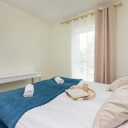 Starowiejska With Balcony & Parking Next To Arena Stadium By Renters