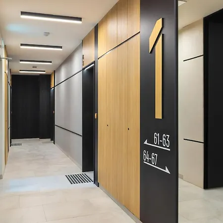 Starowiejska With Balcony & Parking Next To Arena Stadium By Renters Γκντανσκ