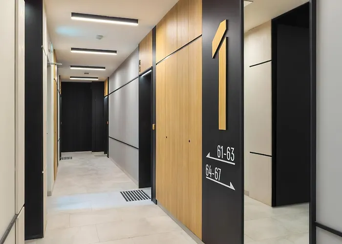 Starowiejska With Balcony & Parking Next To Arena Stadium By Renters Gdańsk