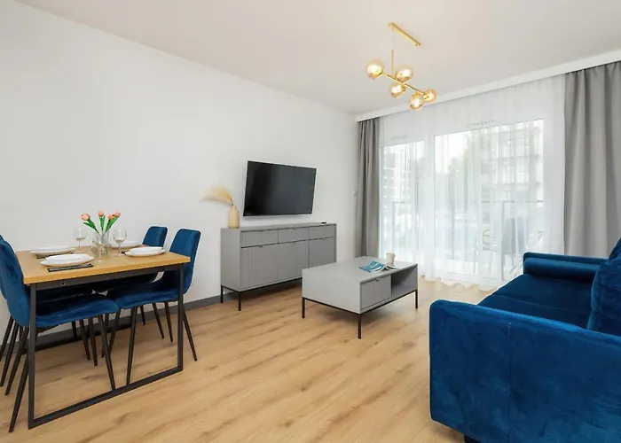 Starowiejska With Balcony & Parking Next To Arena Stadium By Renters Apartamento *