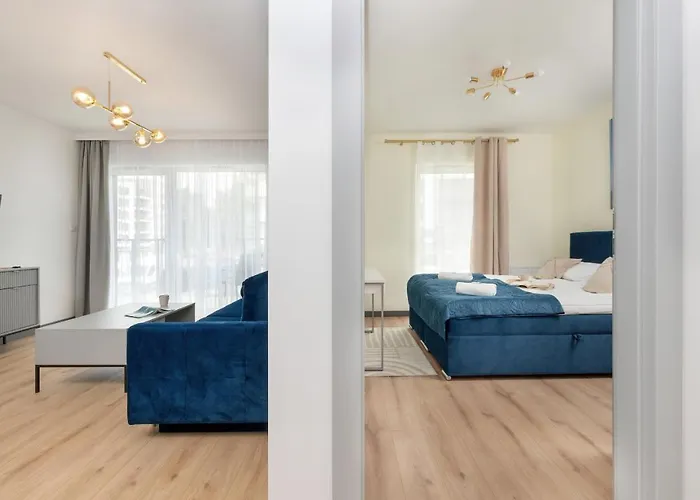 Starowiejska With Balcony & Parking Next To Arena Stadium By Renters Apartamento